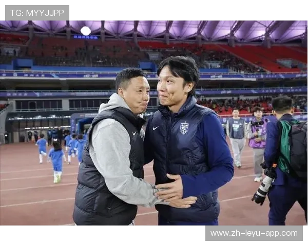 不是陈涛，不是邓卓翔，本赛季中超最强救火教练是韩鹏！理由三点